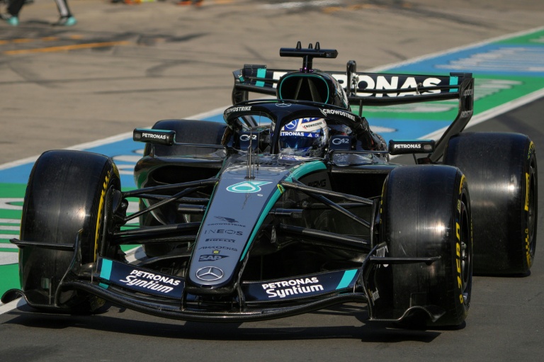 Russell lidera dobradinha da Mercedes na classificação sprint do GP da China