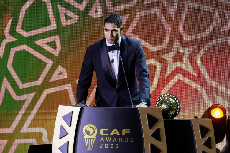Achraf Hakimi é eleito o melhor jogador africano do ano