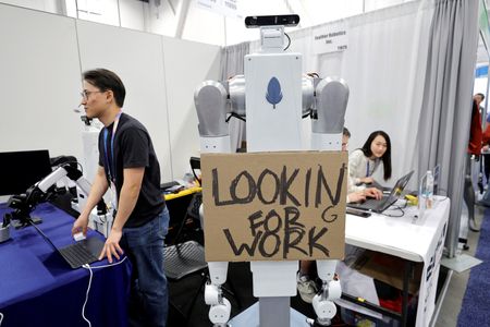 IA física domina CES, mas humanidade ainda terá que esperar para ter robôs domésticos