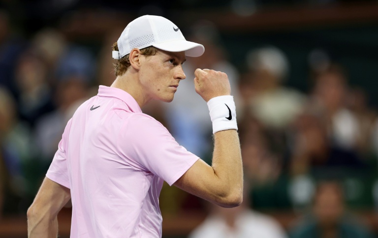Sinner vence João Fonseca em dois tie-breaks e avança às quartas de Indian Wells
