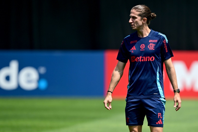 'É um privilégio', diz Filipe Luís ao voltar como técnico à final da Libertadores