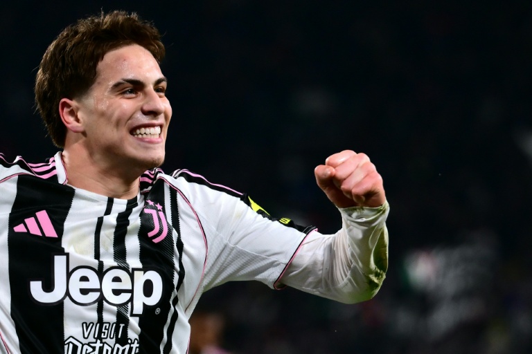 Napoli perde para Juventus e se complica na luta pelo 'Scudetto'