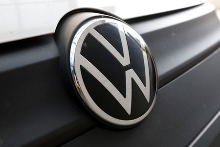 Volkswagen prepara lançamento de primeiro carro eletrificado da marca produzido no Brasil