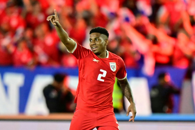 Panamá vence El Salvador (3-0) e se classifica para Copa de 2026