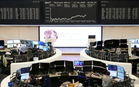 Índice STOXX 600 fecha estável e Bayer sobe com apoio do governo Trump