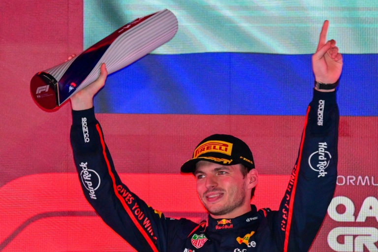 Verstappen diz estar "mais relaxado" do que na luta pelo título de 2021