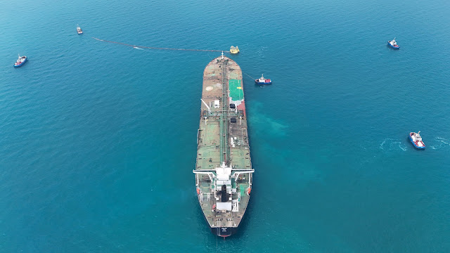 Petróleo Brent ultrapassa US$100 por barril à medida que conflito no Oriente Médio se intensifica