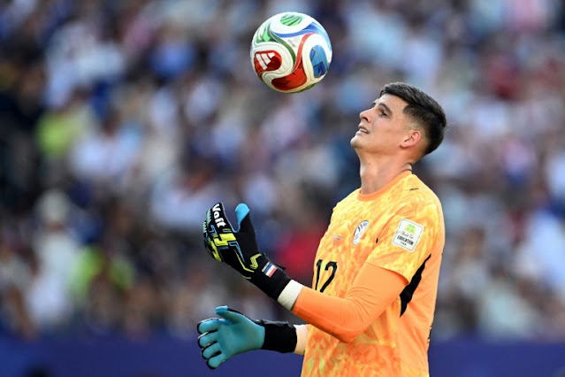 Goleiro da seleção paraguaia Orlando Gill assina com Lille até 2031