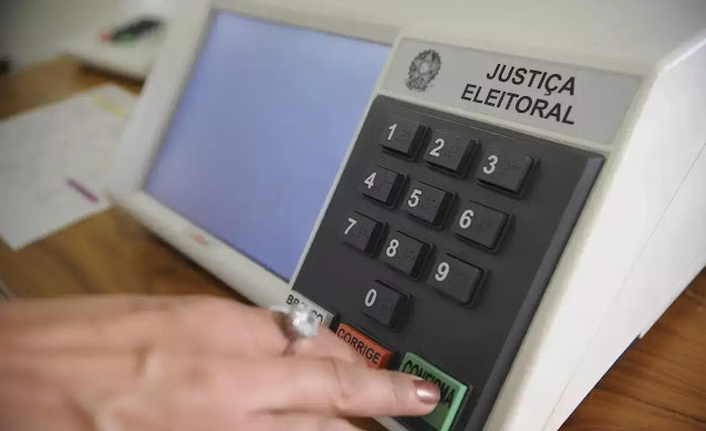 Justiça Eleitoral faz mutirões pelo Brasil para eleitores regularizarem o título