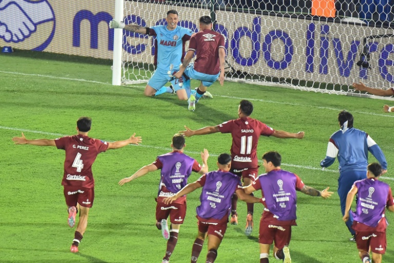 Lanús vence Atlético-MG nos pênaltis e conquista Copa Sul-Americana