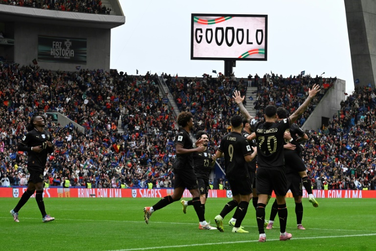 Portugal atropela Armênia (9-1) e vai à Copa do Mundo