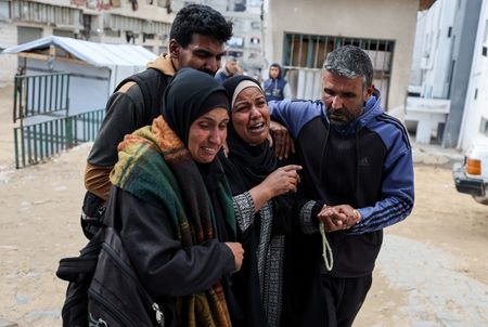 Disparos israelenses deixam 3 mortos em Gaza enquanto acordo de trégua enfrenta dificuldades