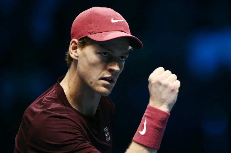 Sinner vence Shelton e fecha fase de grupos do ATP Finals com campanha 100%