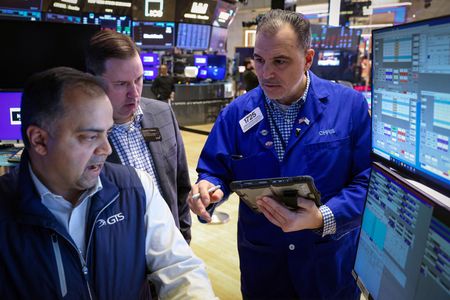 Wall Street cai com perdas das ações de tecnologia