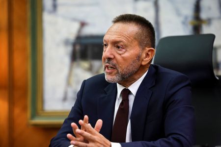 BCE deve ser flexível diante conflito no Irã, afirma Stournaras